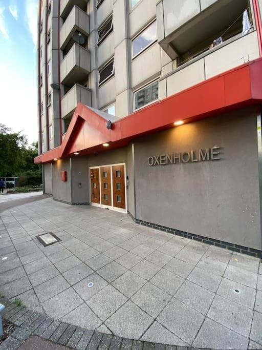 Comfy Entire Flat With City View Balcony In Regents Park, Camden, Central London Apartment Exterior photo